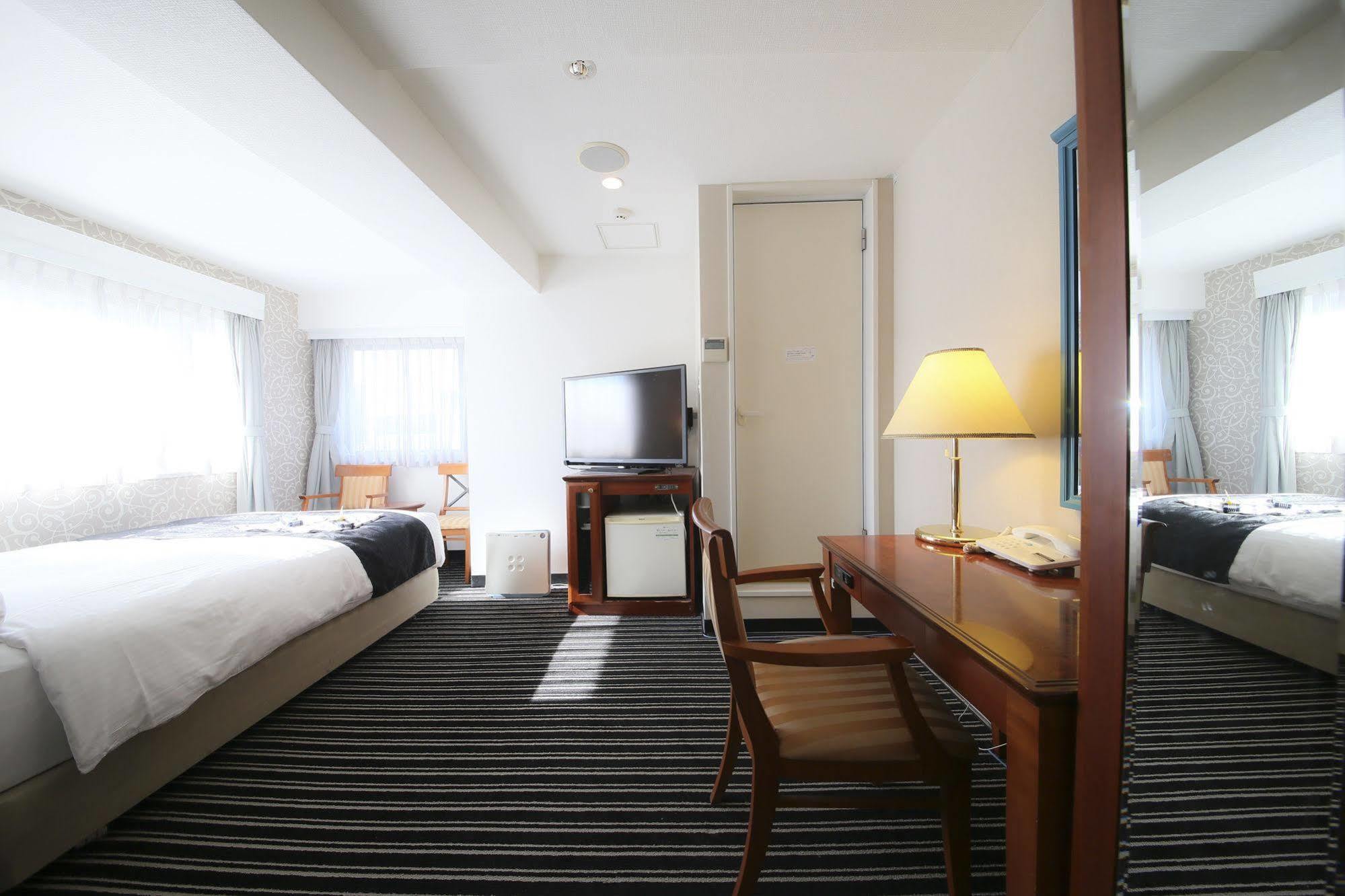 Apa Hotel Tokyo Ojima Exterior foto